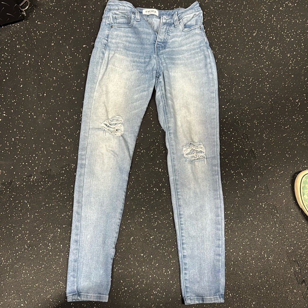 Ripped tilly’s RSQ jeans